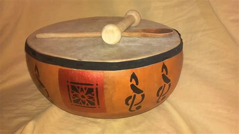  The Magic Drum: Whispers From Ancient Java about Power and Responsibility!